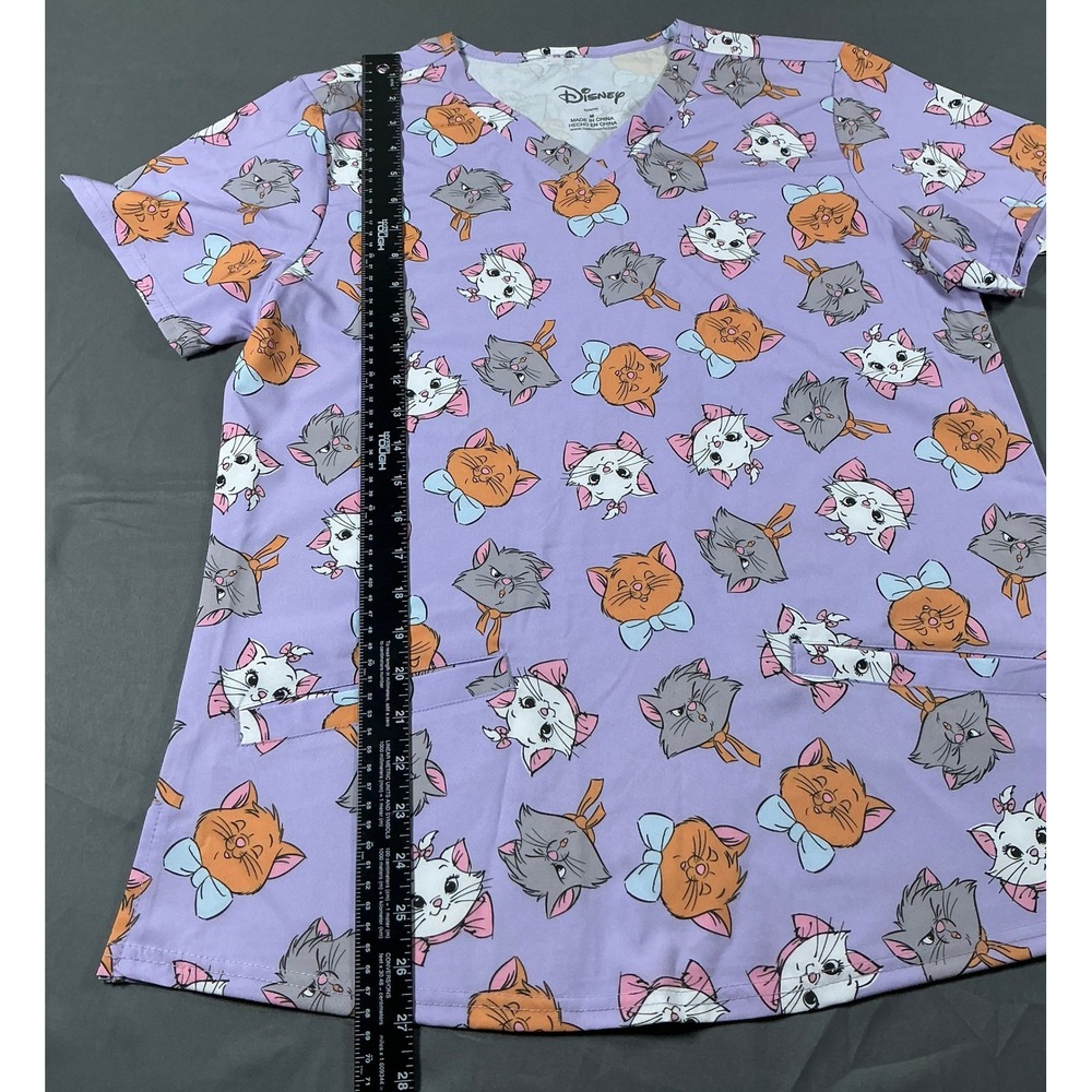 Disney Aristocats Womens Scrub Top Lavender Marie Cat V-Neck Size M New - Picture 4 of 12